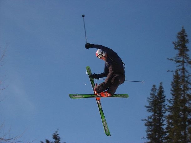 Foto: Stefan Wikberg. Åkare: Fredrik Nordsvahn.