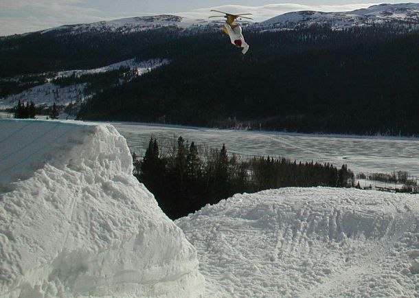 Foto: Emil Håkansson. Åkare: Simon Dumont.