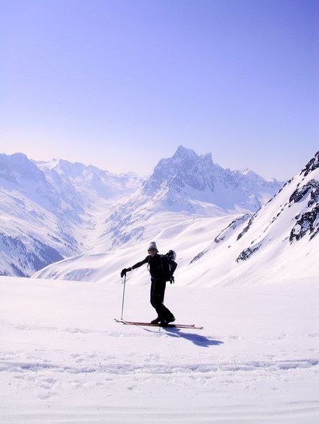 Äntligen uppe på toppen på Vildebene. Patteriol. Foto: Pär. Åkare: Henrik Rafstedt.