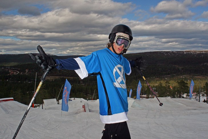 Det var en härlig dag på våren, dom 2 vännerna. Foto: Jacob Gustafsson. Åkare: Jesper Norén.