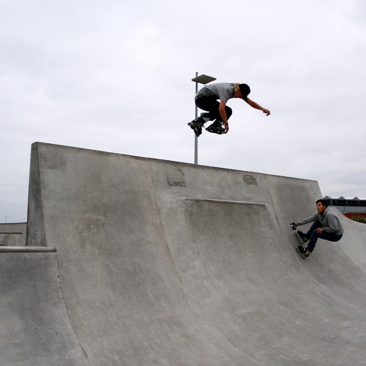 360 mute air
höstskate . Foto: chrille. Åkare: christoffer persson och david smith.