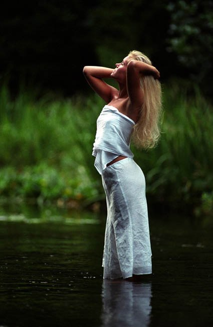 Gillar inte bara vatten i fryst form.... Foto: Ulf Magnusson.