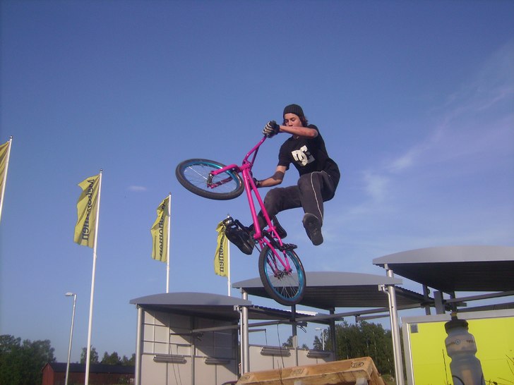 No fot. Foto: Jesper Flilipsson. Åkare: Joseph Jansson.