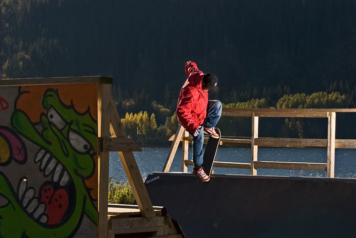 Blunt to rock n roll i Åres soligaste ramp!. Foto: Jennie Olofsson. Åkare: Niclas Magnusson.