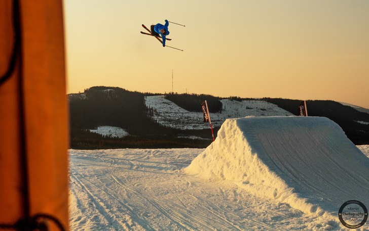 @JohanNiemi. Foto: Martin Axéll. Åkare: Johan Niemi.