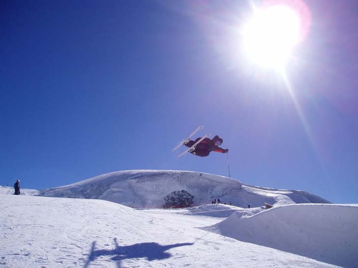 emanul i pipen i zermatt .. "rippade" .. Foto: Pelle Hjertman. Åkare: Emanuel Hedvall.