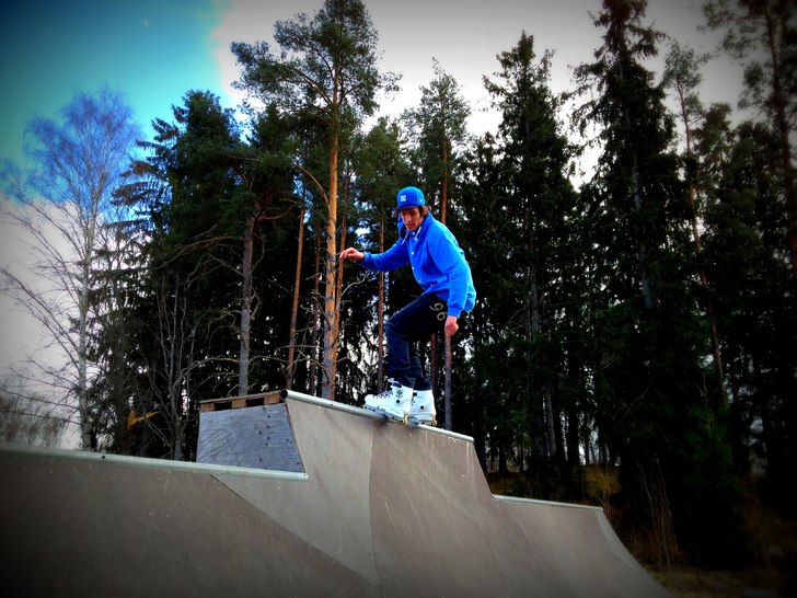 En clean bild från fredagens åkning i rampen med. Foto: Oscar Andersson. Åkare: Joseph Jansson.