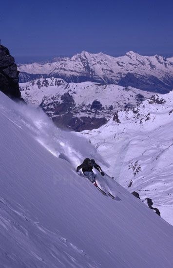 N-Z Skier,  Richard Caudwell, making his way down . Foto: Yves Garneau. Åkare: Richard Caudwell.