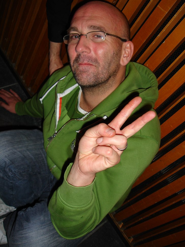 Foto: Stefan Brodén. Åkare: Maistro Niklas gick in i väggen...eller planket i alla fall...peace.