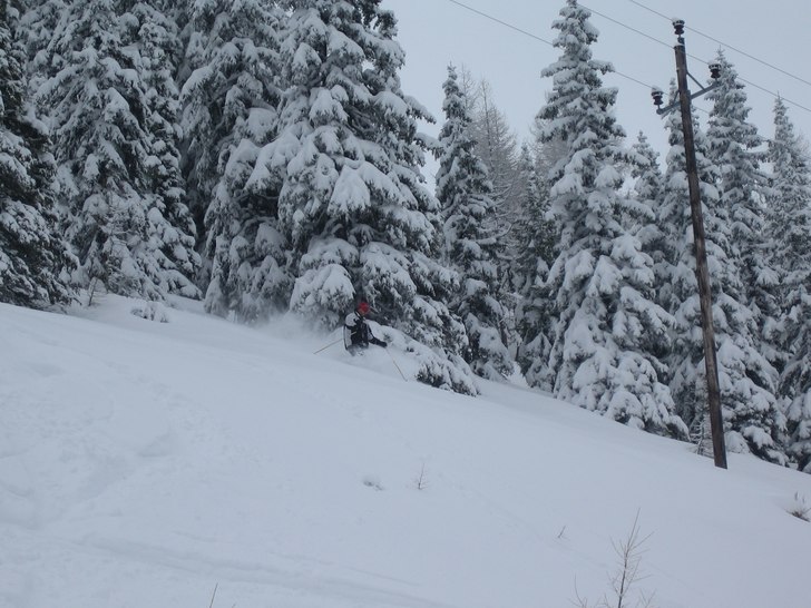 Ja...det kom ju lite snö till påsk. :). Foto: Andreas Abrahamsson. Åkare: Andy.