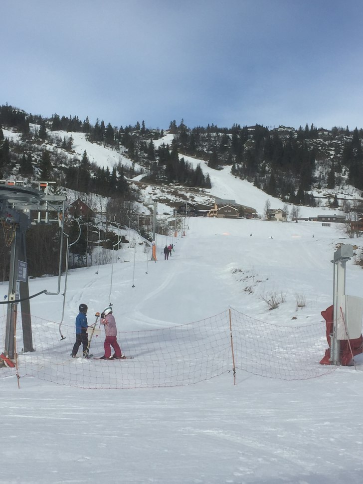 flotte forhold i bakken.. Ta turen til oss i stava.