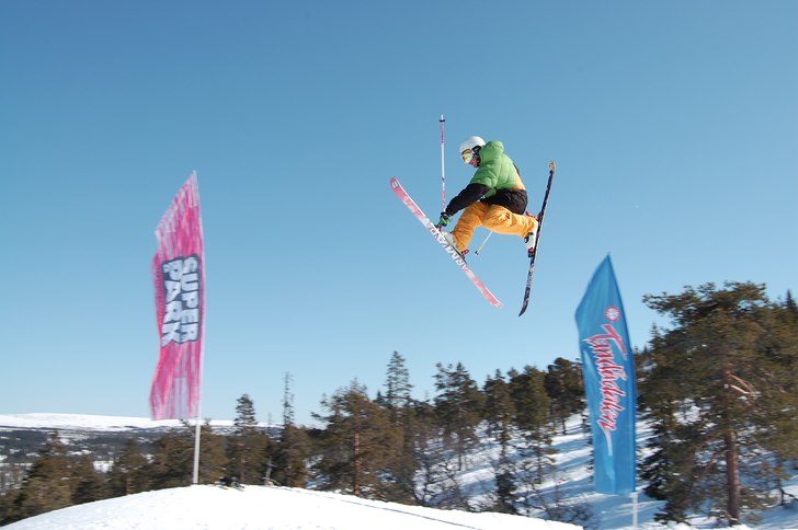 Foto: daniel lindesjö. Åkare: mankan lindesjö.