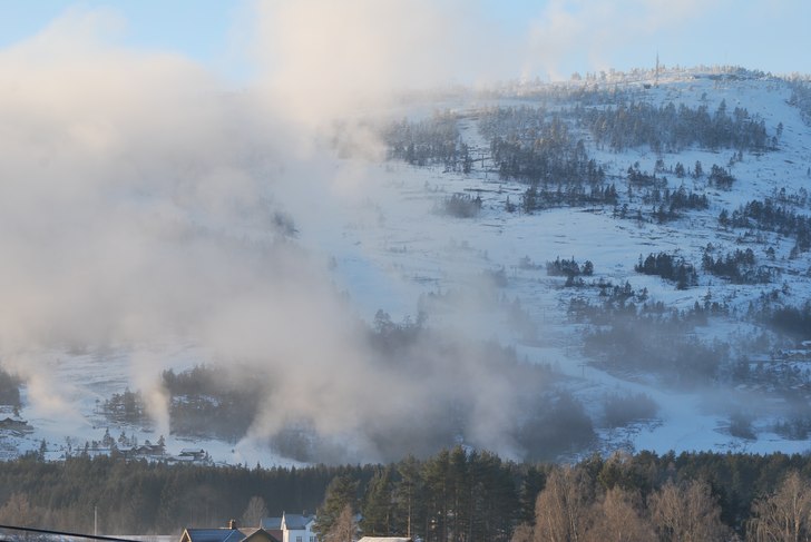 Snøkanonene går for fullt
Kulden gjør det mulig.