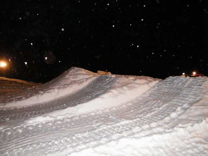 Den högra rampen har en platå på ca 30-40 cm oc. Foto: Jag.