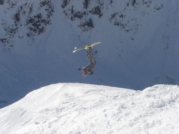 backflip. Foto: victor lerenius. Åkare: rasmus mattsson.