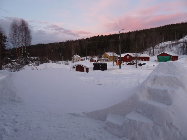 Våran "mini"-ramp i trädgårn!. Foto: Cristopher Sgrò.