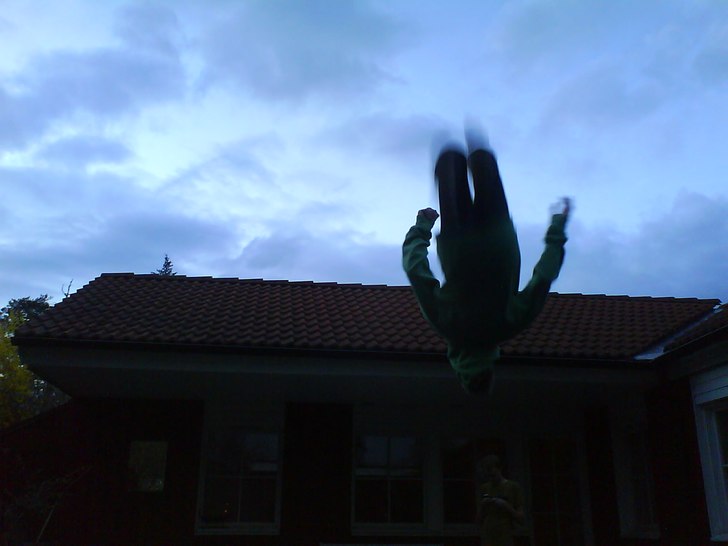 Foto: ein backflip. Åkare: paka.