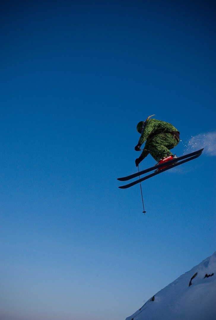 Vi drog upp på Storkläppen för o ta oss ett par. Foto: Ebba Kling-Odencrants. Åkare: David Kling-Odencrants.