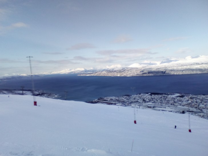 fina førhold
Førstebakken fortsatt stegnt pga sn.