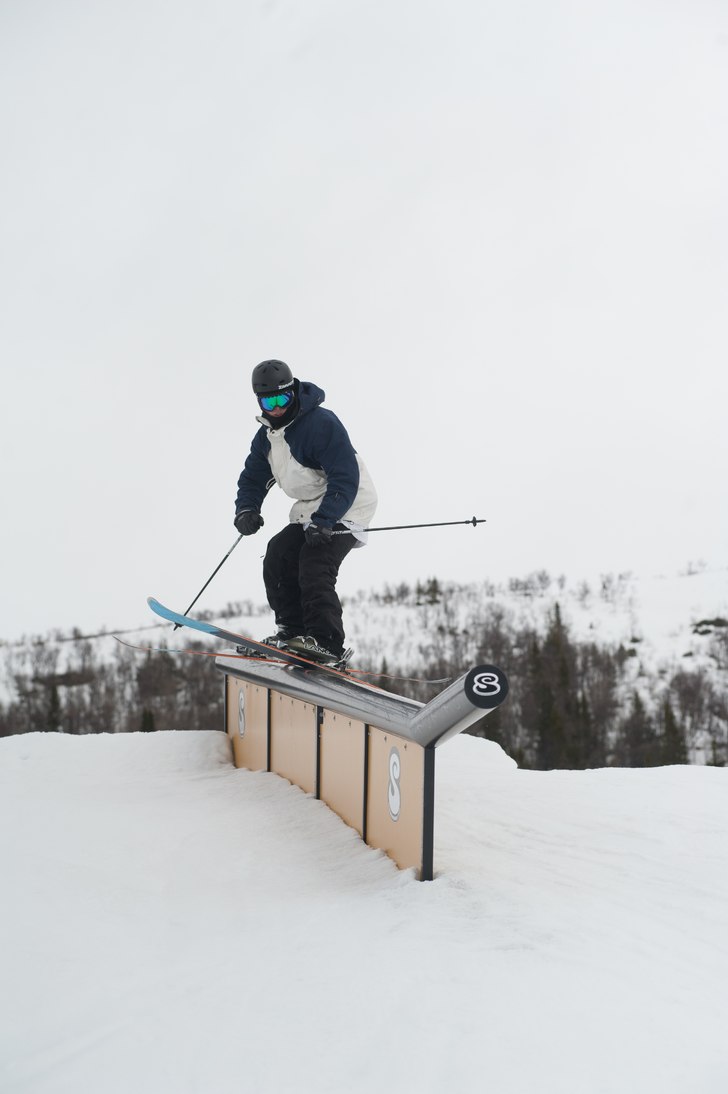 Foto: Max Calabrese. Åkare: Adam Reivant.