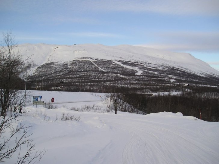 Abisko premiären. Gott om orörd lössnö!. Foto: Daniel Albing.
