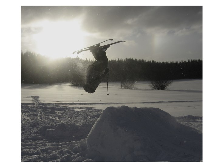 Underflip. Foto: Johan Gabrielsson. Åkare: Tobias Jackson.