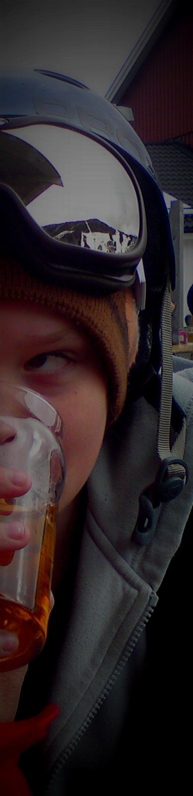 Foto: kompiss:). Åkare: viktor larsson * jag *.