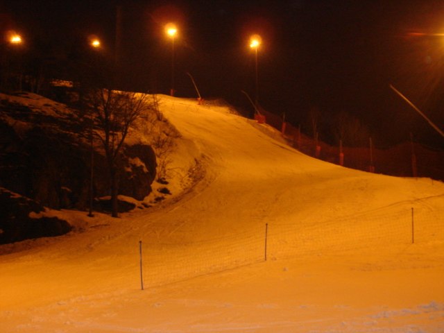 Åre backen i Hammarbybacken. Foto: Volkan. Åkare: Ingen åkare.