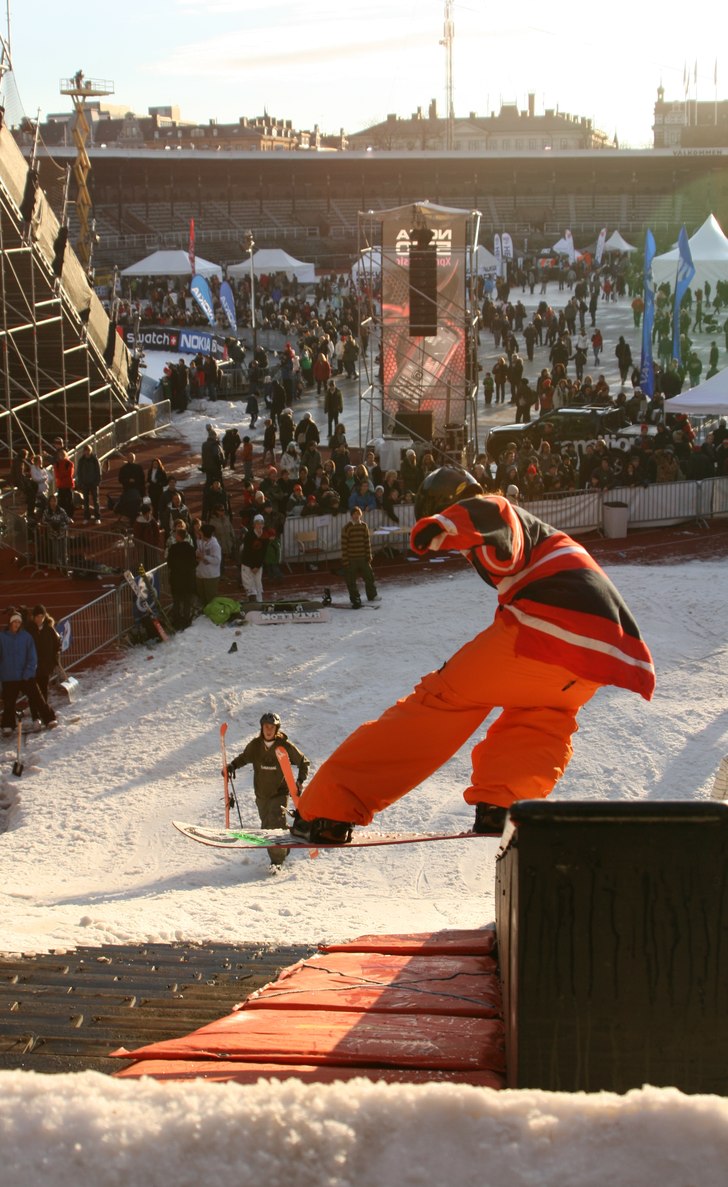 Fet press. Foto: Simon Berggren. Åkare: Simon Ottosson.