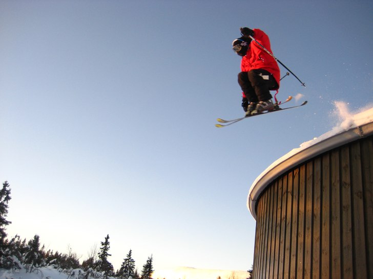 drop. Foto: lukas hallquist. Åkare: jakob ovall.