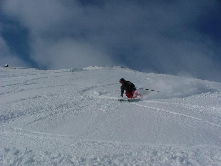 Olle prövar sina sumo efter 2 st. zingo på toppe. Foto: Patric G Renström. Åkare: Norsk-Olle.