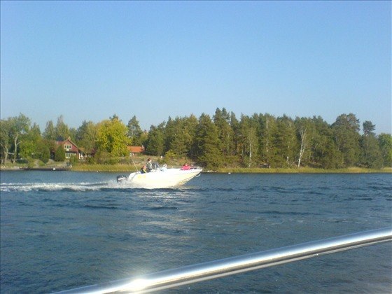 Körde lite båt. Foto: Olle Tengnér.