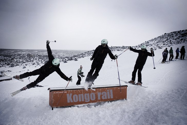 "Farsan" visar oss ungdomar hur man inte. Foto: Petter Elfsberg. Åkare: Patrik Andersson.