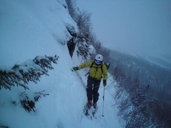 Klart udda väg upp på Lillskutan... Foto: Kalle. Åkare: Danne Sundström.