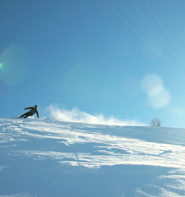 Petter igen. Mellan pist 11 och Hübli lift.
AK R. Foto: Arvid Hejll. Åkare: Petter Gustavsson.