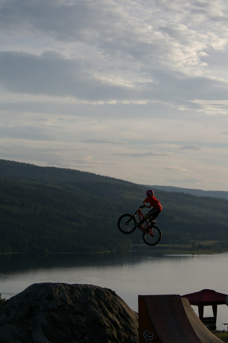 X-up. Foto: Nick Djupsjö. Åkare: Pontus ..........