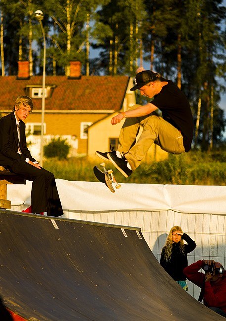 Fs Flip i minirampen i Fagersta under festivalen &. Foto: Conny Björklund. Åkare: Anders Leidebrant.