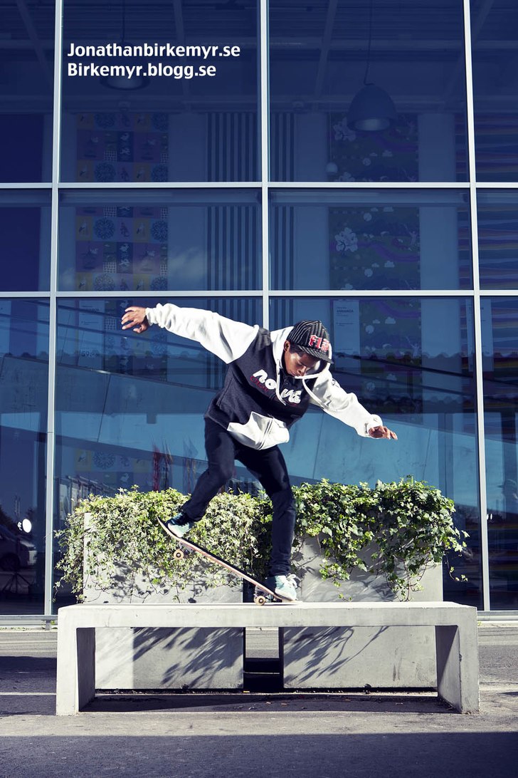 Besök gärna min blogg eller hemsida!

Hemsida:. Foto: Jonathan Birkemyr. Åkare: Robin Carlsson.