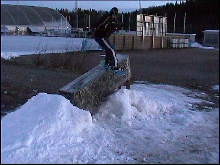 jag som hade lite roligt vid gärdehallen. Foto: Andre Vahlgren. Åkare: Fredrik Lindskog.