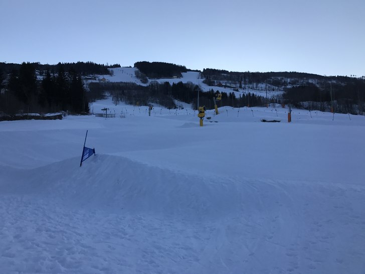 Klar himmel 
Litt kaldt, men himmelen er klar og s.