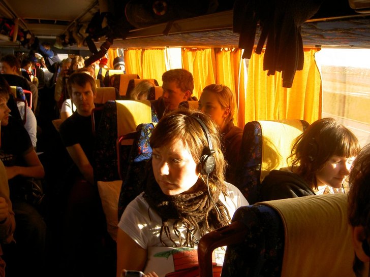 tjufyra timmar buss, utan ventilation.. Foto: elin.