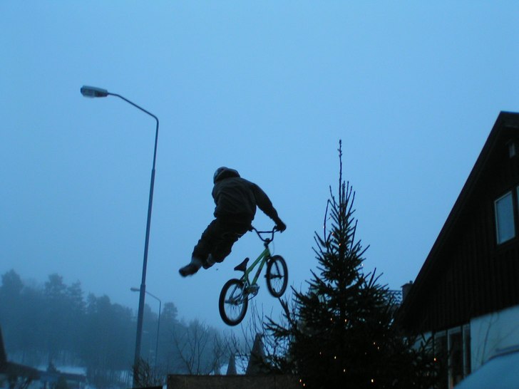 no fot can can . Foto: freddy nyman. Åkare: johan ramussen.