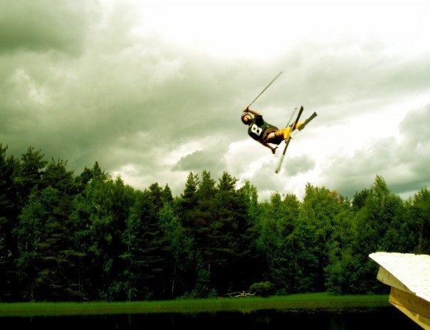 Andee-flip!. Foto: Magnus Werner. Åkare: Andee.