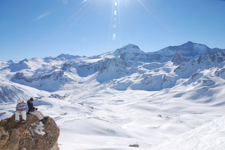 Chillar på en klippa Vid "Nåls-ögat" . Foto: Magnus Karlsson. Åkare: Oscar Wessmark AKA: ODG.