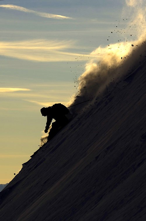 Eftermidagsljus på Åreskutan i februari. Foto: Jesper Molin. Åkare: Johan Carlborg.
