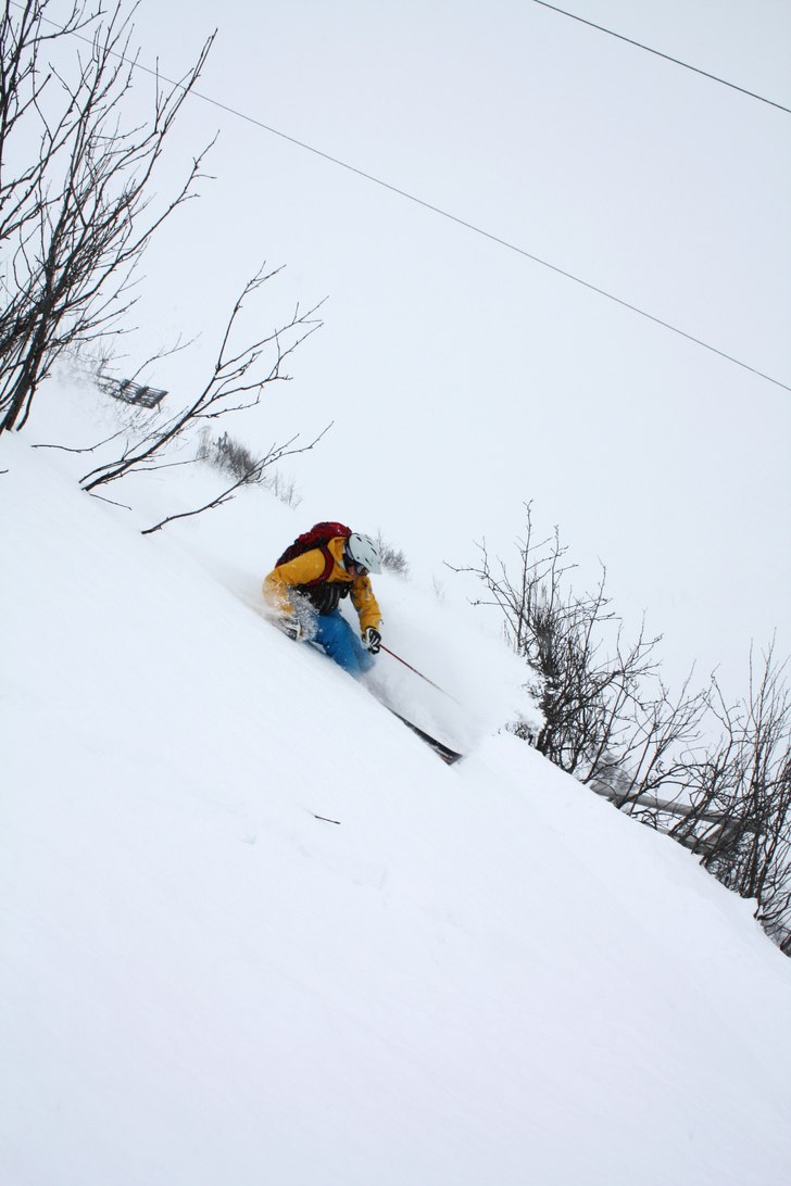 En snöig dag i Andermatt. Foto: Annika . Åkare: Magnus.