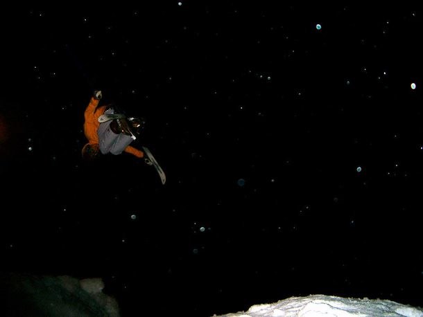 testade att luta mig framåt efter 180... det blev. Foto: Daniel Nordholm. Åkare: Patrik Nordholm.