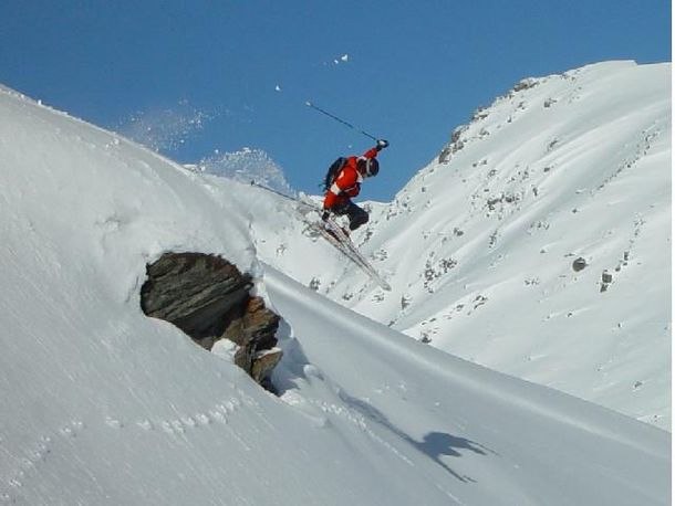 Foto: Axel Borg. Åkare: Gustaf Höök.