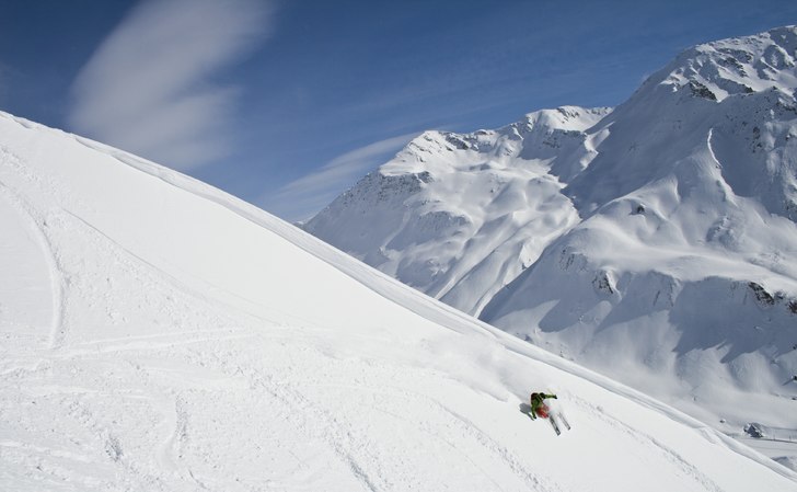 Foto: Erik Larsson. Åkare: Mikael Roos.