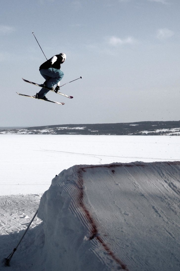 Ehhh nån ball grabb på en 7a eller 5a. Foto: Tim Forström Jakobsson. Åkare: Fredrik Grut Jonsson.